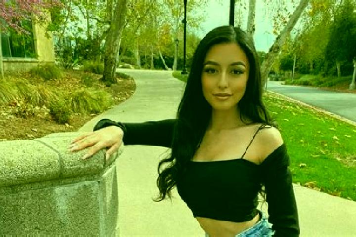 Ariana, 38 — Escort in Chelem, Mexico