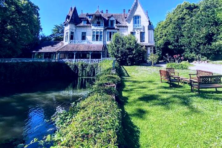 Ariana, 38 — Escort in Isneauville, France