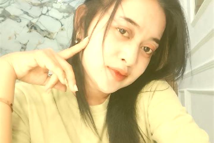 Ariana, 38 — Escort in Ketanen, Indonesia