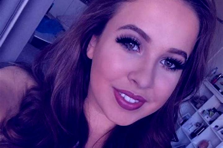 Ariana, 39, a blonde brown-eyed mixed companion based in Krithia. Offering 69, Girlfriend Experience, Party Girl, Overnight. Available for incall and outcall...