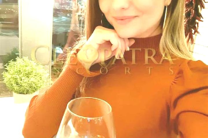 Ariana, 39, a blonde grey-eyed indian companion based in Macolo. Offering Dinner Date, OWO, Couples, CIM, GFE. Available for incall and outcall, overnight bo...