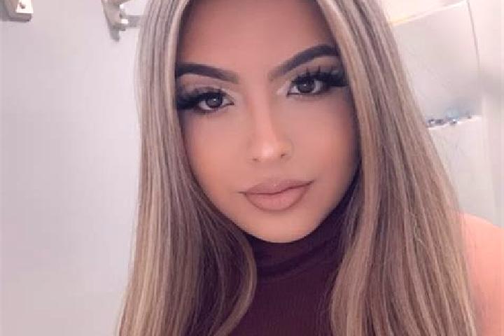 Ariana, 39, a blonde grey-eyed latina companion based in Cogollor. Offering Travel Companion, OWO, GFE. Available for incall and outcall, overnight bookings ...