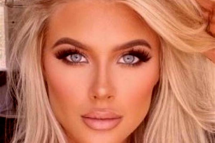 Ariana, 39, a platinum blonde hazel-eyed asian companion based in Kroessenbach. Offering A-Level, Prostate Massage, Striptease. Available for incall and outc...