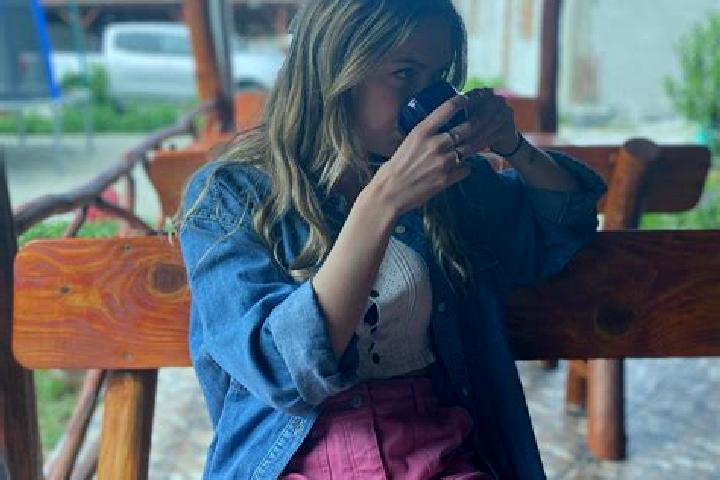 Ariana, 39 — Escort in Arpasu de Jos, Romania
