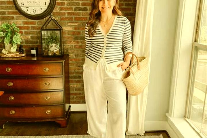 Ariana, 39 — Escort in Lian an, China