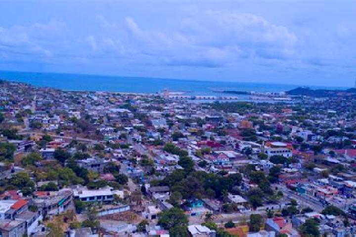 Ariana, 39 — Escort in Salina Cruz, Mexico
