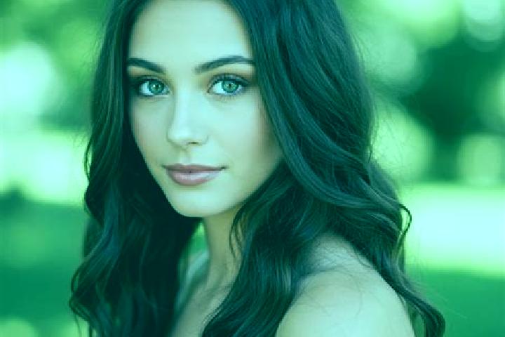 Aubrey, 20, a brunette hazel-eyed caucasian companion based in Thornhill. Offering Prostate Massage, CIM. Available for incall and outcall, day and evening d...