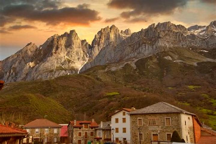 Aubrey, 20 — Escort in Posada de Valdeon, Spain