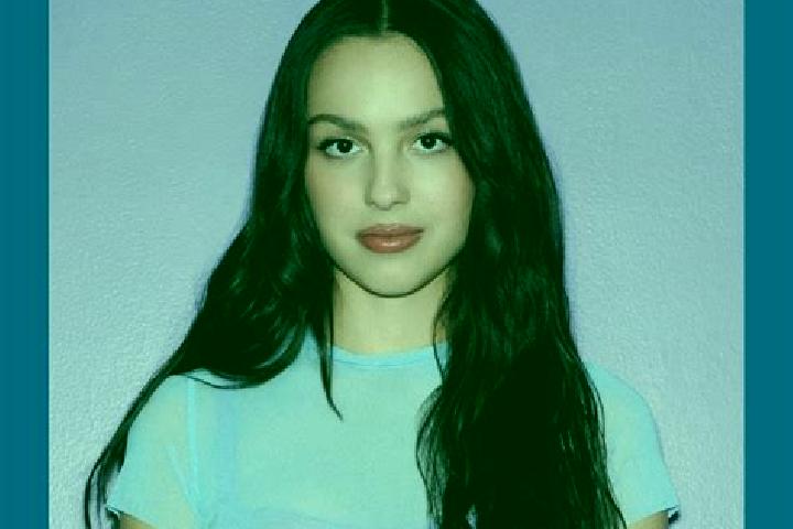 Aubrey, 20 — Escort in Sideropolis, Brazil