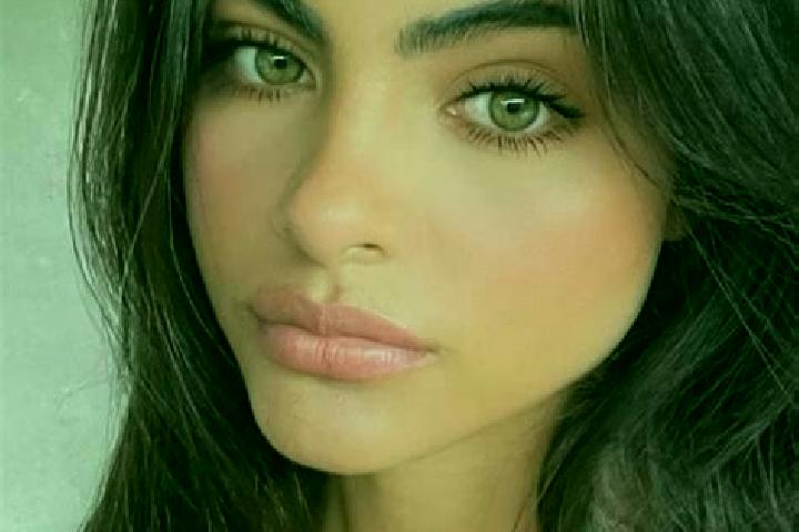 Aubrey, 21, a brunette green-eyed caucasian companion based in Fuenllana. Offering OWO, Prostate Massage, Girlfriend Experience. Available for incall and out...