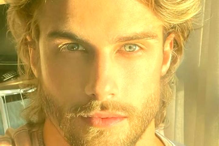 Aubrey, 21, a dark blonde blue-eyed caribbean companion based in Chagny. Offering Massage, Tantra, Duos. Available for incall and outcall, overnight bookings...