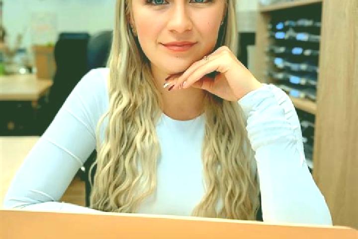 Aubrey, 21 — Escort in Sarbogard, Hungary