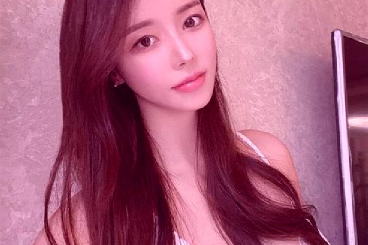 Aubrey, 21 — Escort in Shenkou, China