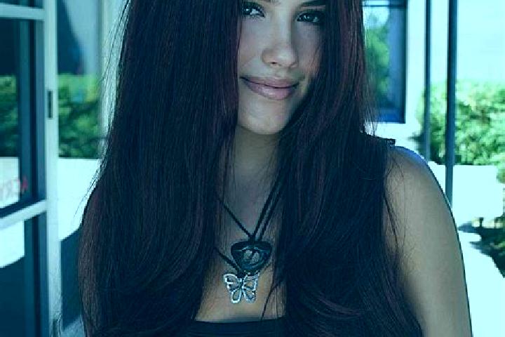Aubrey, 22, a auburn brown-eyed latina companion based in Coburg North. Offering 69, Fetish, A-Level, Domination, Girlfriend Experience. Available for incall...