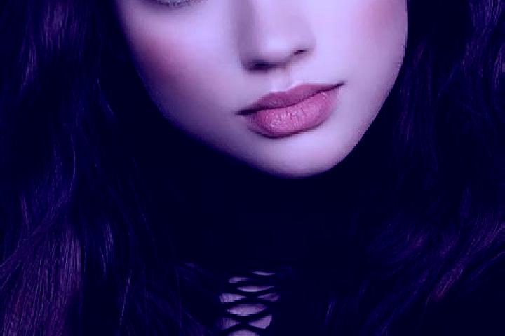 Aubrey, 22, a brunette dark-eyed european companion based in Nunez. Offering Massage, Deep French Kissing, Girlfriend Experience. Available for incall and ou...