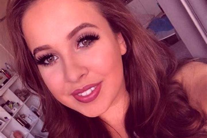 Aubrey, 22, a chestnut grey-eyed european companion based in Hettenrodt. Offering Overnight, CIM, Girlfriend Experience, Striptease. Available for incall and...