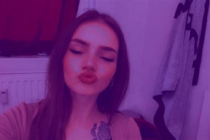 Aubrey, 22 — Escort in Adelsdorf, Germany