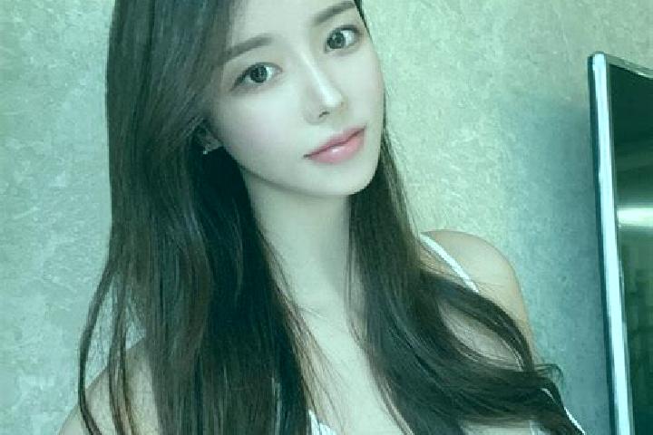 Aubrey, 22 — Escort in Mujiayingzi, China
