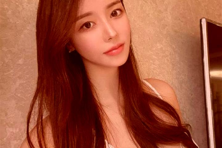 Aubrey, 22 — Escort in Renjia, China