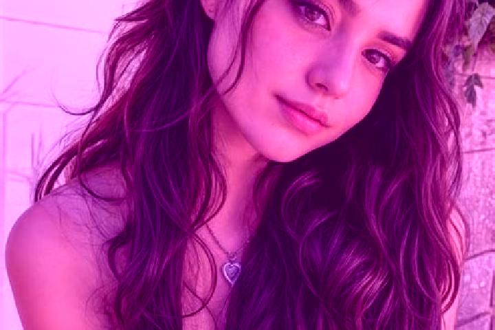 Aubrey, 23, a auburn amber-eyed european companion based in Jormannsdorf. Offering Fetish, BDSM, CIM, Couples, Roleplay. Available for incall and outcall, da...