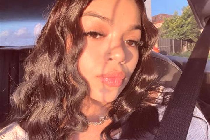 Aubrey, 23, a auburn brown-eyed latina companion based in Yunoo. Offering Travel Companion, A-Level, OWO. Available for incall and outcall, overnight booking...