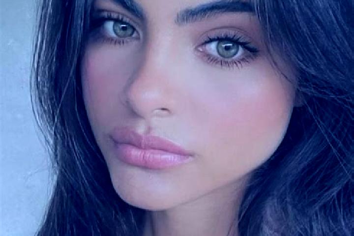 Aubrey, 23, a brunette dark-eyed middle eastern companion based in Beauce. Offering GFE, Couples, Overnight. Available for incall and outcall, day and evenin...