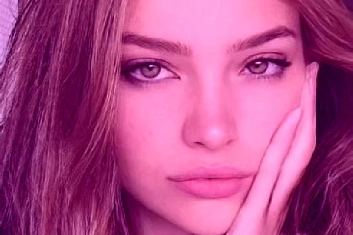 Aubrey, 23, a brunette green-eyed european companion based in Wolmirstedt. Offering Deep French Kissing, Massage. Available for incall and outcall, day and e...