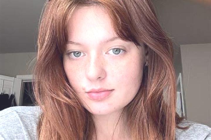 Aubrey, 23, a red brown-eyed mediterranean companion based in Mamblas. Offering Massage, BDSM, Erotic Massage, Fetish, Dinner Date. Available for incall and ...