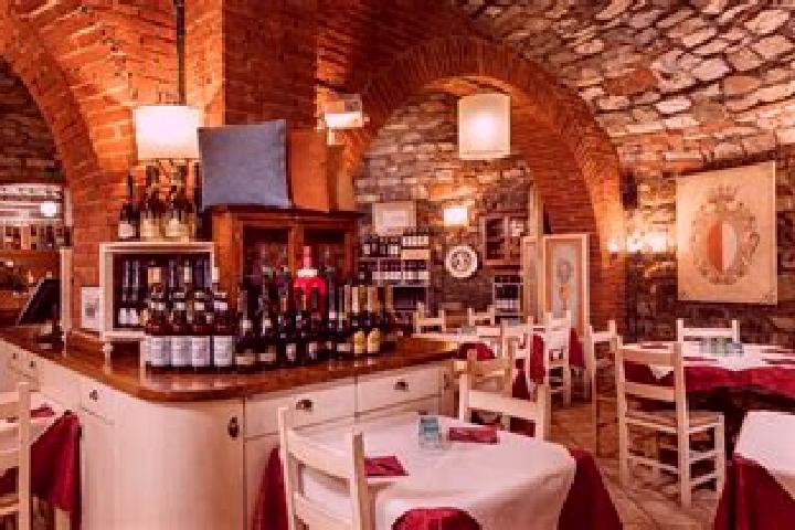 Aubrey, 23 — Escort in Cerasolo, Italy