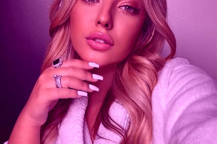 Aubrey, 23 — Escort in Oberstammheim, Switzerland