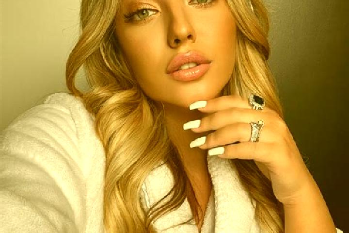 Aubrey, 23 — Escort in Vyry, Ukraine