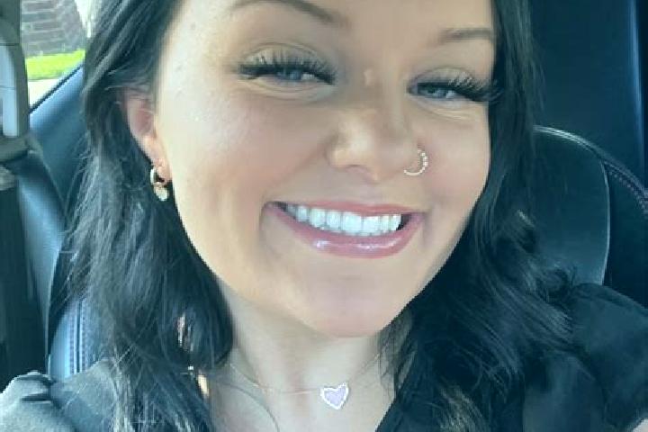 Aubrey, 24, a black brown-eyed caucasian companion based in Sohatu. Offering BDSM, Overnight, Girlfriend Experience, Travel Companion, Deep French Kissing. A...