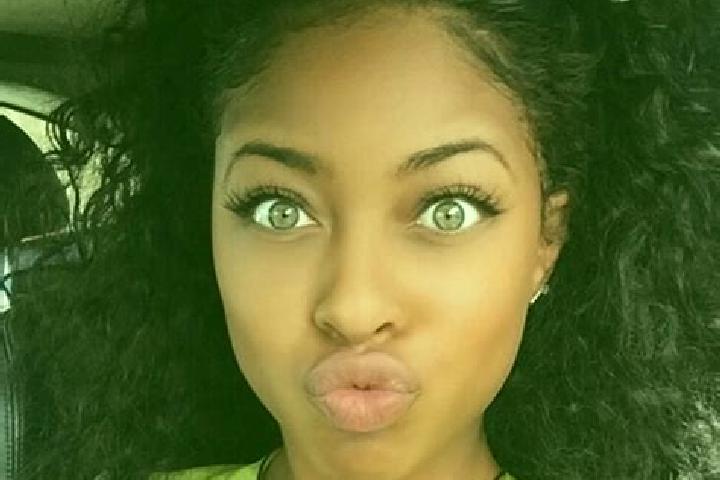 Aubrey, 24, a black green-eyed ebony companion based in Khan Yunis. Offering Erotic Massage, Prostate Massage, OWO, Couples. Available for incall and outcall...