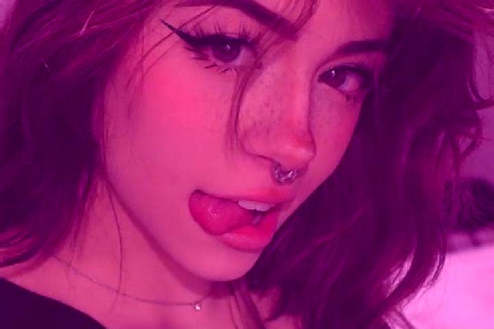 Aubrey, 24, a chestnut dark-eyed latina companion based in Kunvald. Offering OWO, A-Level, Party Girl. Available for incall and outcall, overnight bookings a...