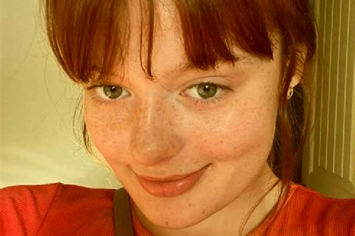 Aubrey, 24, a red brown-eyed european companion based in Shirwal. Offering Dinner Date, 69, Party Girl. Available for incall and outcall, day and evening dates.
