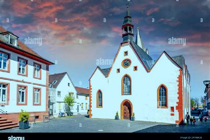 Aubrey, 24 — Escort in Babenhausen, Germany