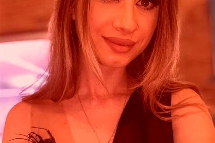 Aubrey, 24 — Escort in Corbesti, Romania