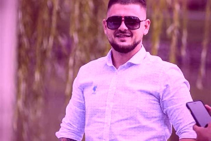 Aubrey, 24 — Escort in Jirlau, Romania