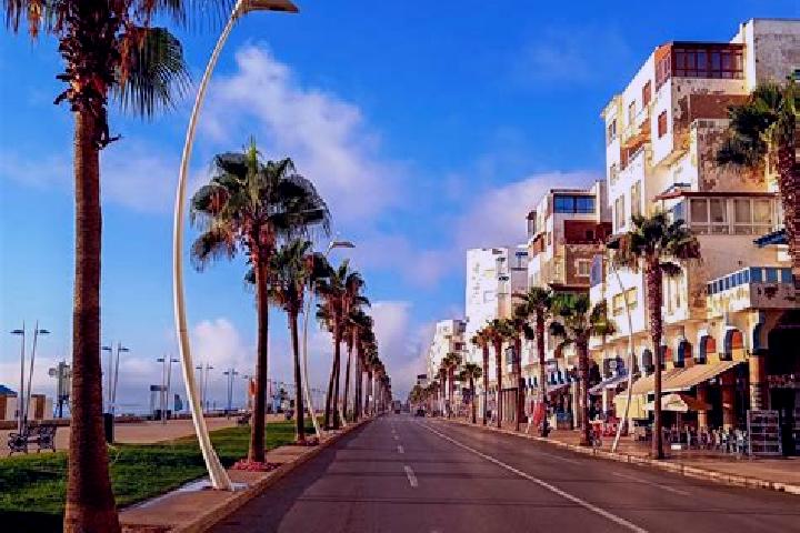 Aubrey, 24 — Escort in Martil, Morocco