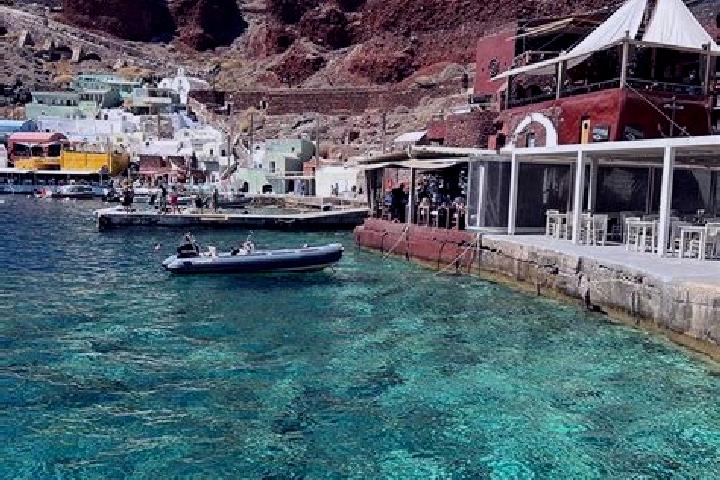 Aubrey, 24 — Escort in Oia, Spain