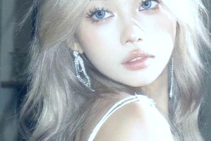 Aubrey, 25, a blonde amber-eyed asian companion based in Ditsaan. Offering Striptease, Fetish. Available for incall and outcall, overnight bookings available.