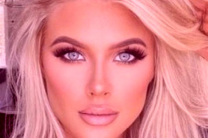 Aubrey, 25, a platinum blonde amber-eyed slavic companion based in Tsaritsani. Offering Striptease, Dinner Date, Couples, BDSM. Available for incall and outc...