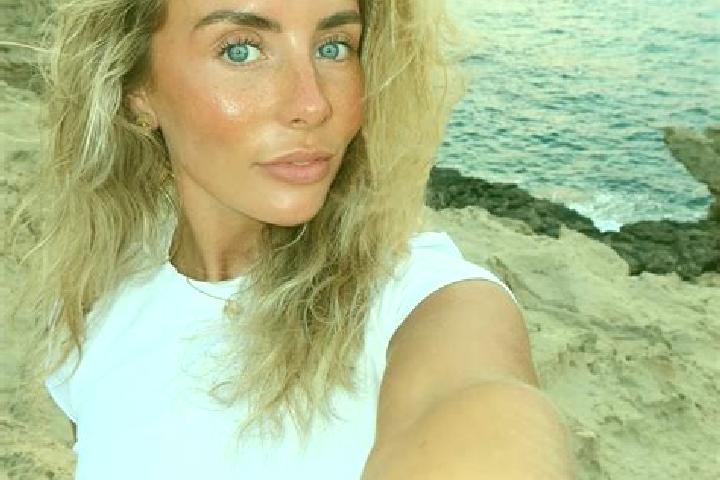 Aubrey, 25 — Escort in Bonner, Australia