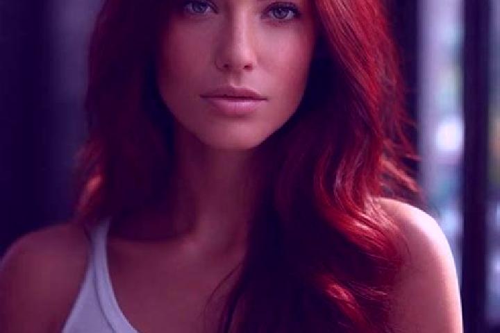 Aubrey, 26, a auburn hazel-eyed caucasian companion based in Varimli. Offering Tantra, 69, Striptease. Available for incall and outcall, day and evening dates.
