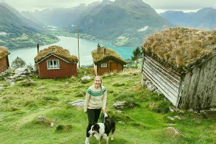 Aubrey, 26 — Escort in Saeveland, Norway