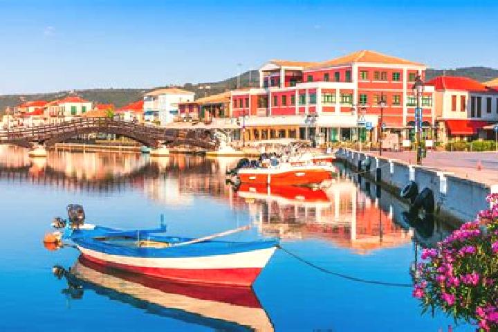 Aubrey, 26 — Escort in Xirokambos, Greece