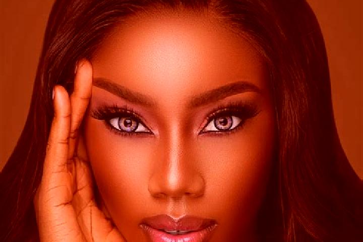 Aubrey, 27, a auburn blue-eyed ebony companion based in Cantavieja. Offering Massage, Tantra, GFE, Duos. Available for incall and outcall, overnight bookings...