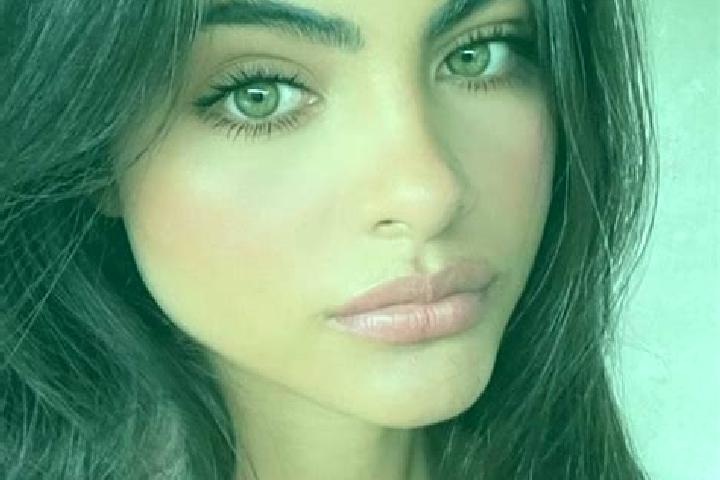 Aubrey, 27, a brunette dark-eyed indian companion based in Barra Funda. Offering Striptease, Overnight, A-Level, Erotic Massage. Available for incall and out...