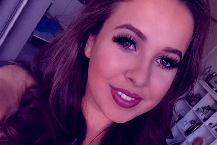 Aubrey, 27, a brunette grey-eyed mixed companion based in Tiocuautla. Offering Prostate Massage, OWO, Girlfriend Experience, Striptease, Tantra. Available fo...