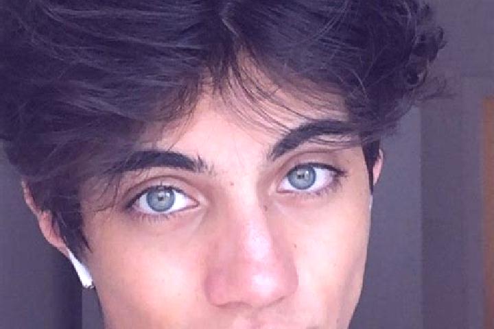 Aubrey, 27, a chestnut grey-eyed caucasian companion based in Tangoumassou. Offering BDSM, Deep French Kissing, Duos. Available for incall and outcall, day a...